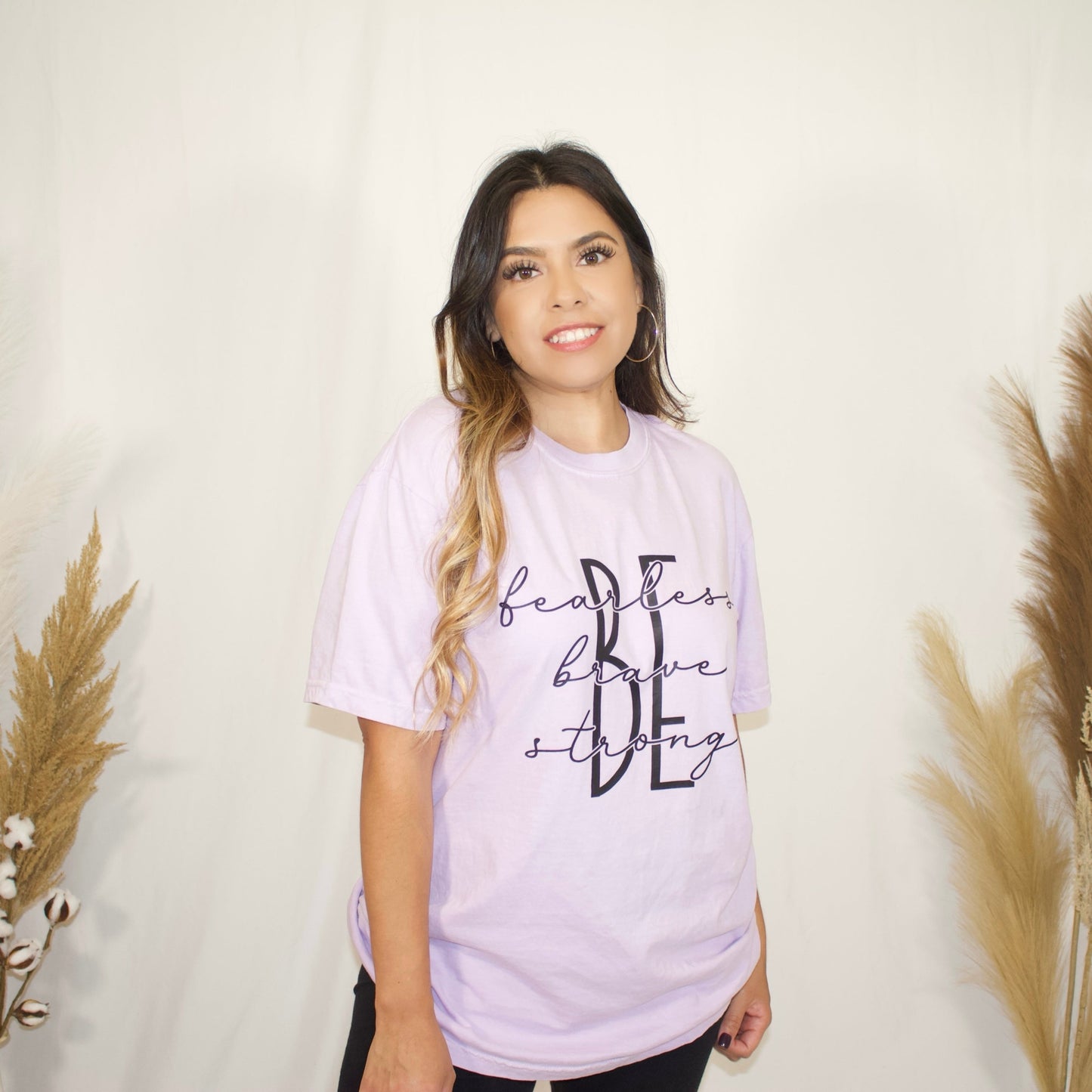 T-shirt, with wording be fearless, brave, strong front side color lilac